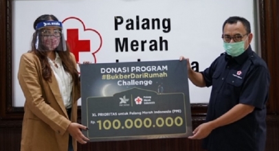 XL Corner: XL Axiata Salurkan Donasi Rp 100 Juta Melalui PMI
