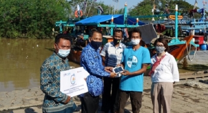 XL Axiata Ajarkan Aplikasi Laut Nusantara ke Nelayan Subang