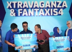 Pelanggan XL Axiata Asal Bogor Raih Setengah Milyar Rupiah
