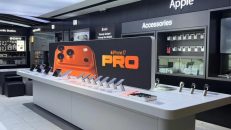 Warung Apple Blibli di Central Park