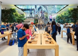 Apple Tambahkan Volume Produksi iPhone ke India