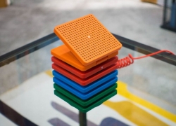 Speaker Pintar Besutan Baidu dan Teenage Engineering Tampil Keren