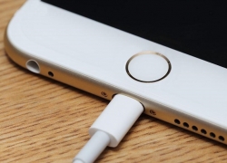 5 Hal Penting Seputar Cara Nge-Charge Ponsel