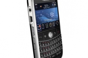 KLASINYAL: BlackBerry Bold 9000 Penarik Mata Indonesia