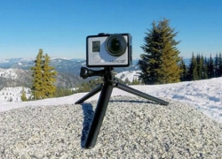 BCare Monopod 3 Cocok buat Nge-Vlog Multiangle