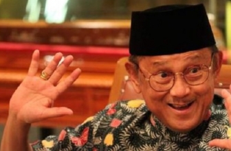 BJ Habibie Juga Bapak GSM Indonesia