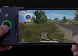 BlackShark Siap “Mengigit” Gamers Harga Termurah Rp 6,6 Juta