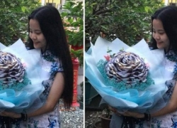 VIRAL! Pria Ini Kirim Bunga Terbuat Dari Uang Rp 31 Juta Untuk Pacarnya di Hari Valentine