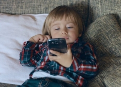 PhoneKid, Smartphone Android Khusus Bagi Anak-Anak