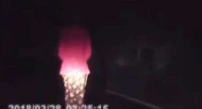 HOROR! Video Penampakan Wanita Berbaju Merah Ini Gegerkan Netizen