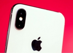 Apple Bakal Rilis iPhone Dengan Tiga Kamera
