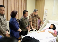 Netizen Ramai-Ramai Doakan Ani Yudhoyono di Twitter
