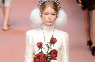 Dijual: Headphone Harga 100 Juta