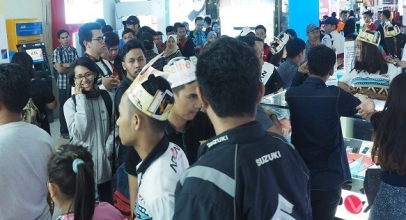 Antrean Mengular, Advan G1 Diserbu Di Tiga Kota Besar