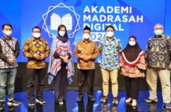 XL Corner: Pelajar Akademi Madrasah Digital Ciptakan Solusi IoT