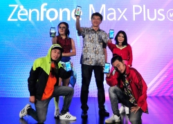 ASUS ZenFone Max Plus M1, Baterai Raksasa Layar FullView Display