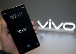 CES 2018: Smartphone Vivo In-Display Fingerprint Scanning Segera Meluncur