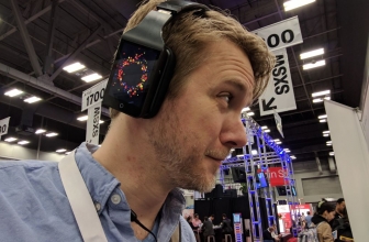 Telah Hadir Headphone Touchscreen Android