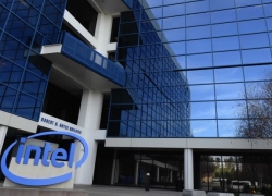 Intel Berinvestasi Pada Ekosistem Kecerdasan Buatan