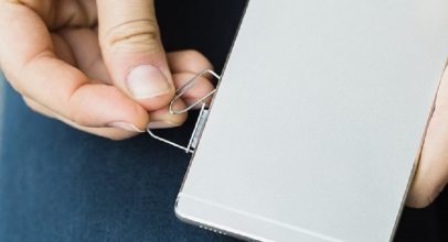 4 Alat Pengganti Pencolok Slot SIM Card