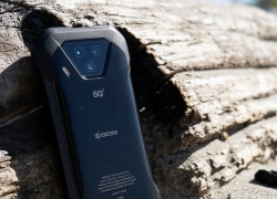 Kyocera Stop Produksi Ponsel