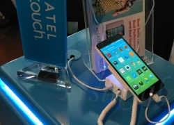 Alcatel Onetouch Flash Segera Pre-Order di Lazada