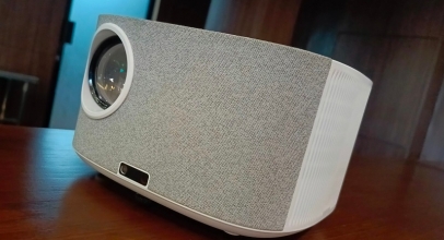 Review Polytron PLP 91LFA  Cinemax Smart Projector Cuma Rp 3 Jutaan