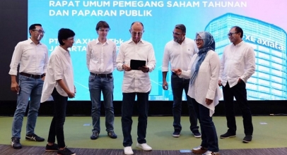 Performa XL Axiata Tahun 2020 Positif
