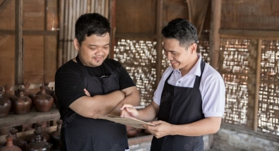 Smartfren – MUI Latih UMKM