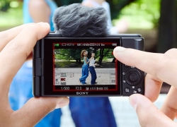 Sony ZV-1F, Kamera Kompak buat Content Creator Harga Rp 7,8 Jutaan