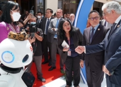 Telkomsel Sodorkan Teknologi IoT di G20