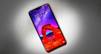 Review: Vivo V9, Layar Bergaya Poni, Kamera Super Selfie