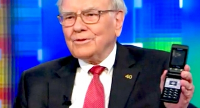 Warren Buffet Inginkan iPhone Punya Smartphone Flip