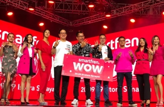 Konser WOW untuk Pelanggan Smartfren