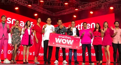 Konser WOW untuk Pelanggan Smartfren