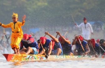 XLSMART Dukung Festival Pacu Jalur 2025 di Kuansing Riau