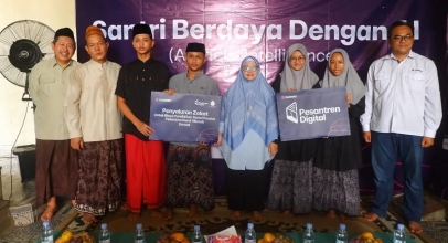 XLSMART Gelar Pesantren Digital di Demak