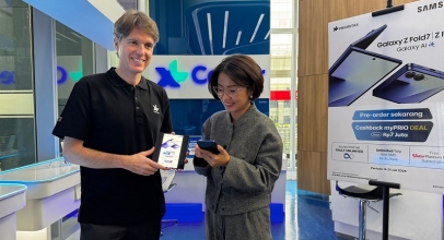 XLSMART Tawarkan Samsung Galaxy Z Fold 7 dan Z Flip 7