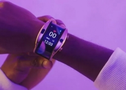 ZTE Nubia Alpha, Arloji Pintar Berkamera