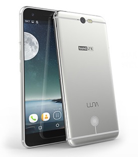 Smartphone Luna Asli Buatan Foxconn