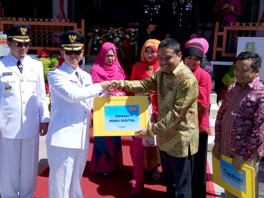 Indosat Ooredoo dan Pemkot Rilis Perpustakaan Digital