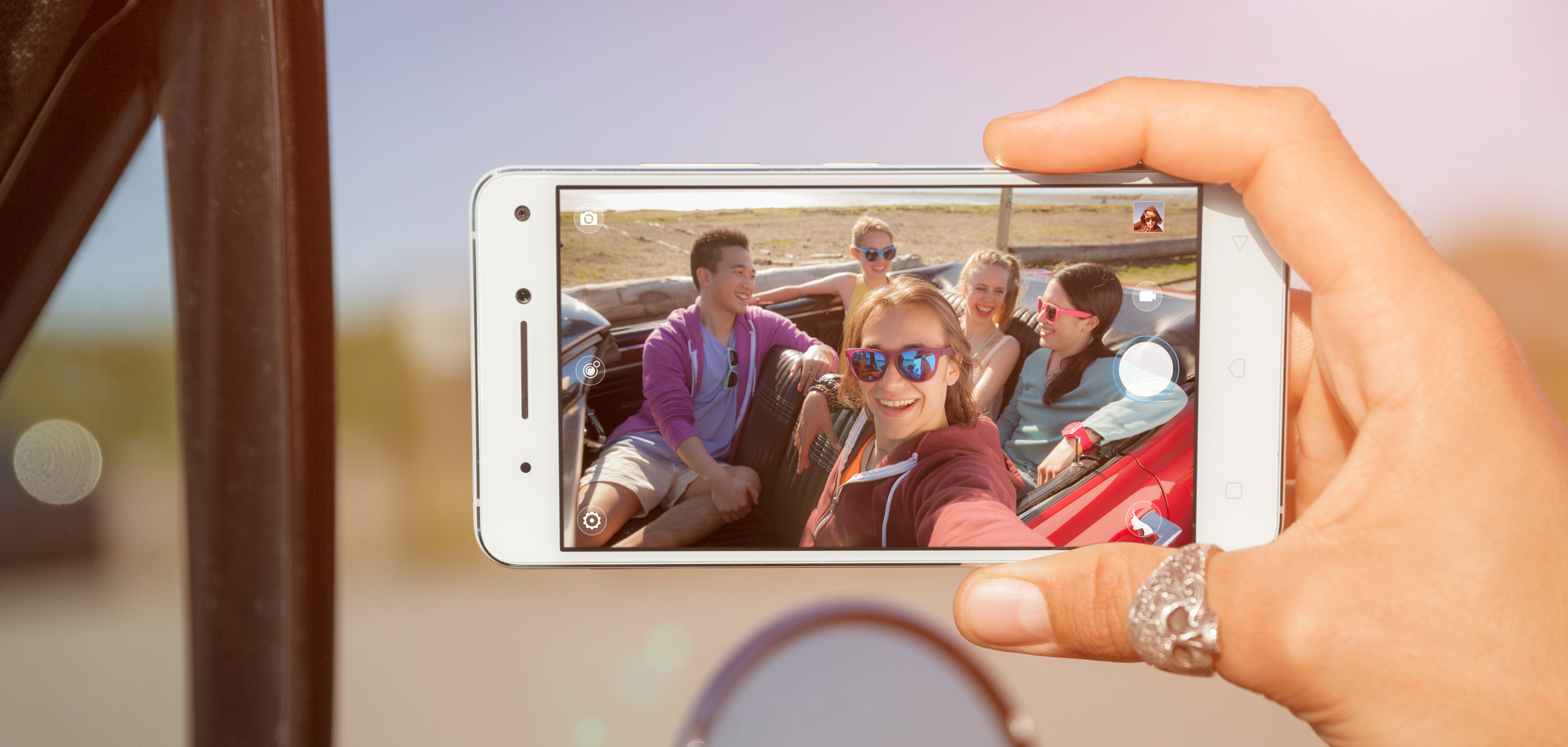 5 Jawara Kamera Selfie 2016