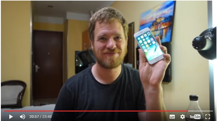 Orang Ini Bisa Bikin iPhone Cuma dengan 4 Juta Perak