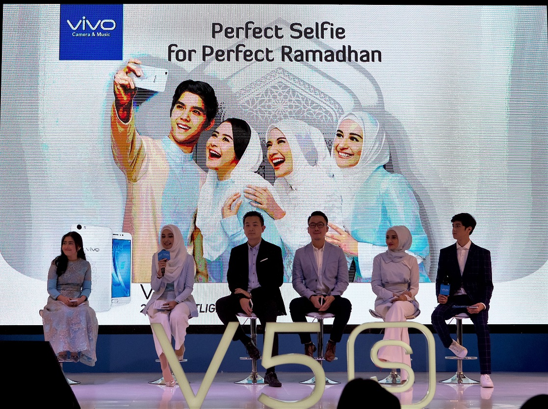 Putihnya Bulan Ramadan, Vivo Luncurkan Pure White Limited Edition