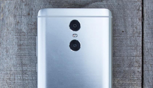 Pilah-pilih 8 Ponsel Dual Camera