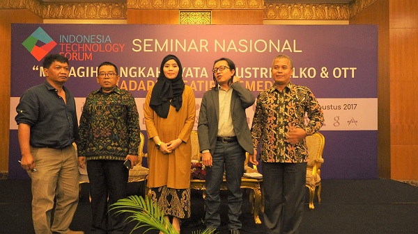 Menkominfo Serukan Stop Konten Negatif di Medsos