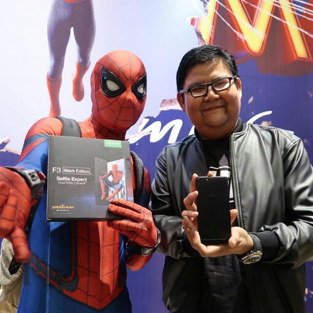 Kerjasama Oppo dengan Sony Pictures Promosikan F3 Black Edition