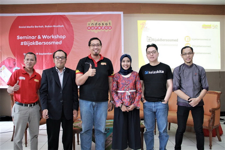 Indosat Ooredoo Gelar Seminar Bijak Bersosmed di Bandung