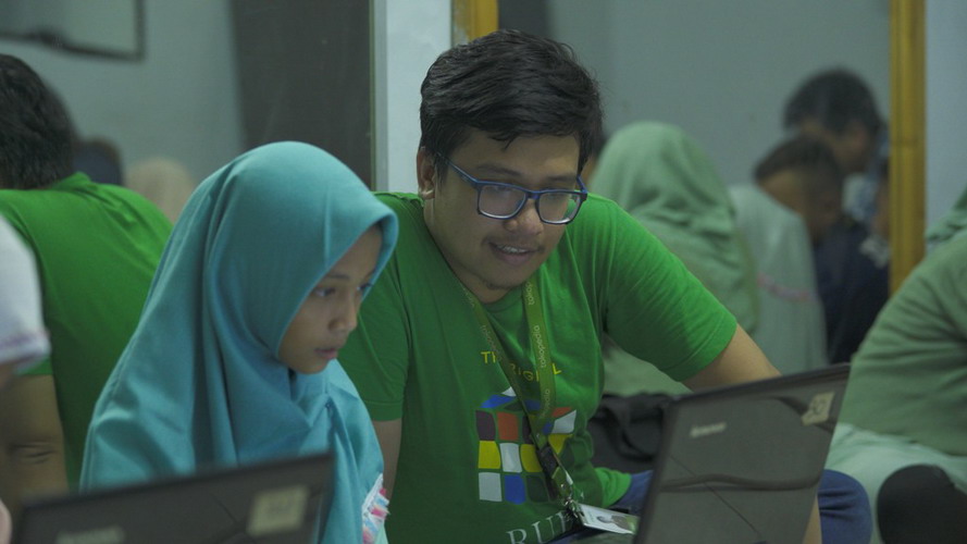 Tingkatkan Literasi Digital, Tokopedia Hadirkan Mobile Learning Center