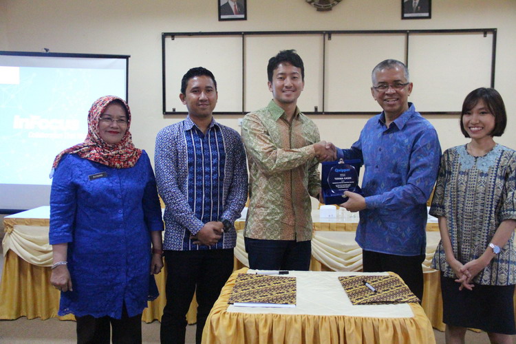 Sumatera Selatan Terapkan Sistem Belajar Online dengan Quipper